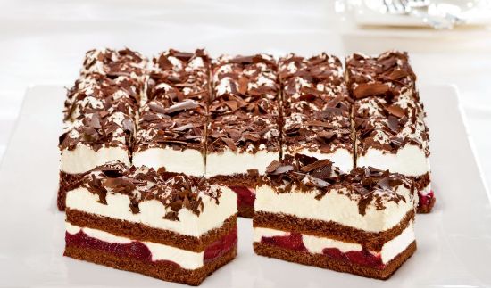 Bild von Schwarzwälder Kirsch mit der Beschreibung Sahneschnitte, 20 Port. vg