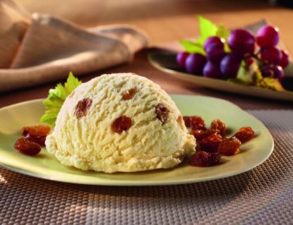 Bild von CD Rum Rosine mit der Beschreibung Eiscreme mit in Rum eingelegten Rosinen.