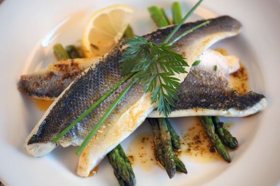 Bild von Wolfsbarschfilet mit Haut mit der Beschreibung ca. 120/160 g