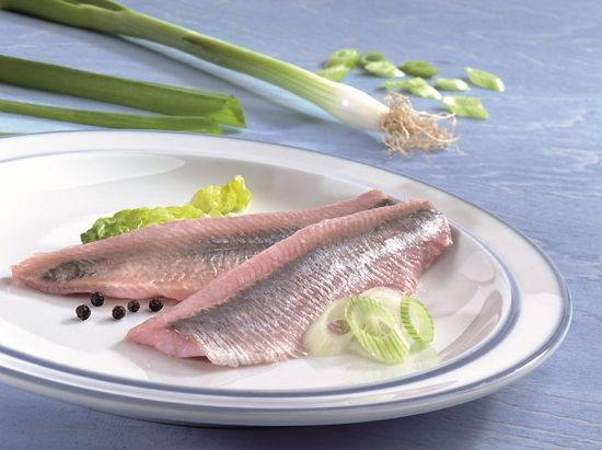 Bild von Matjesfilets in Öl mit der Beschreibung Nordische Art rosa