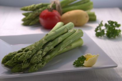 Stangenspargel grün (Melzer)