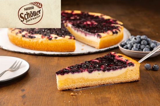 Bild von Omas Landkuchen Blaubeer Pudding mit der Beschreibung 4 Teile vg., 38 cm