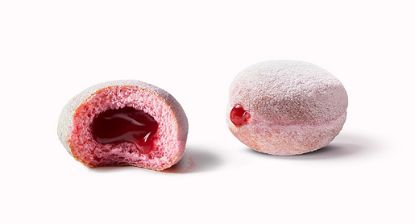 Bild von Mini Beignet roter Beerenfüll. mit der Beschreibung Mini Siedegebäck mit roter Frucht Füllung und mit Traubenzucker bestreut.