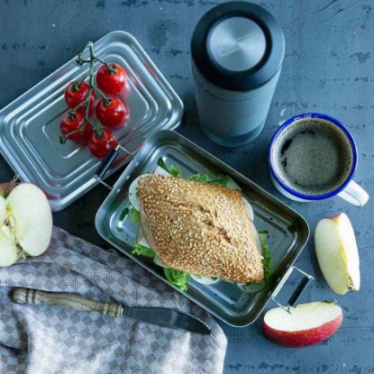 Bild von Fitness-Dreieck mit mit der Beschreibung geraspelten Karotten
